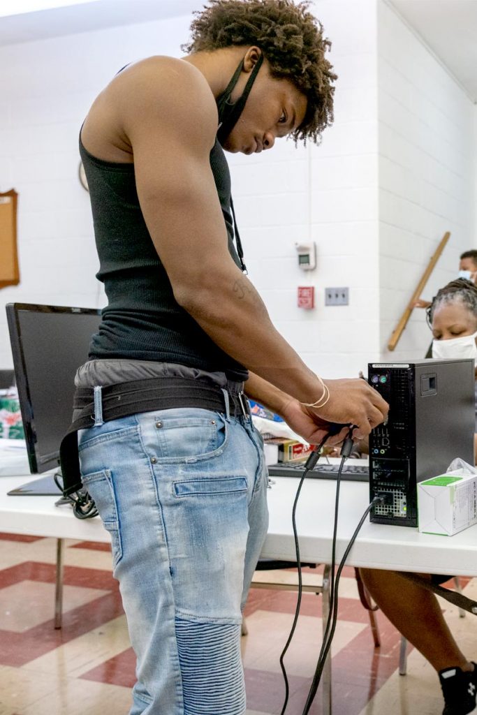 FOCUS Student Fixing PC